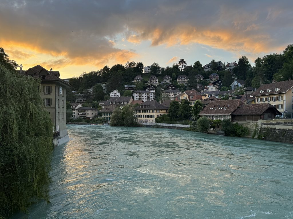 Switzerland [7068]